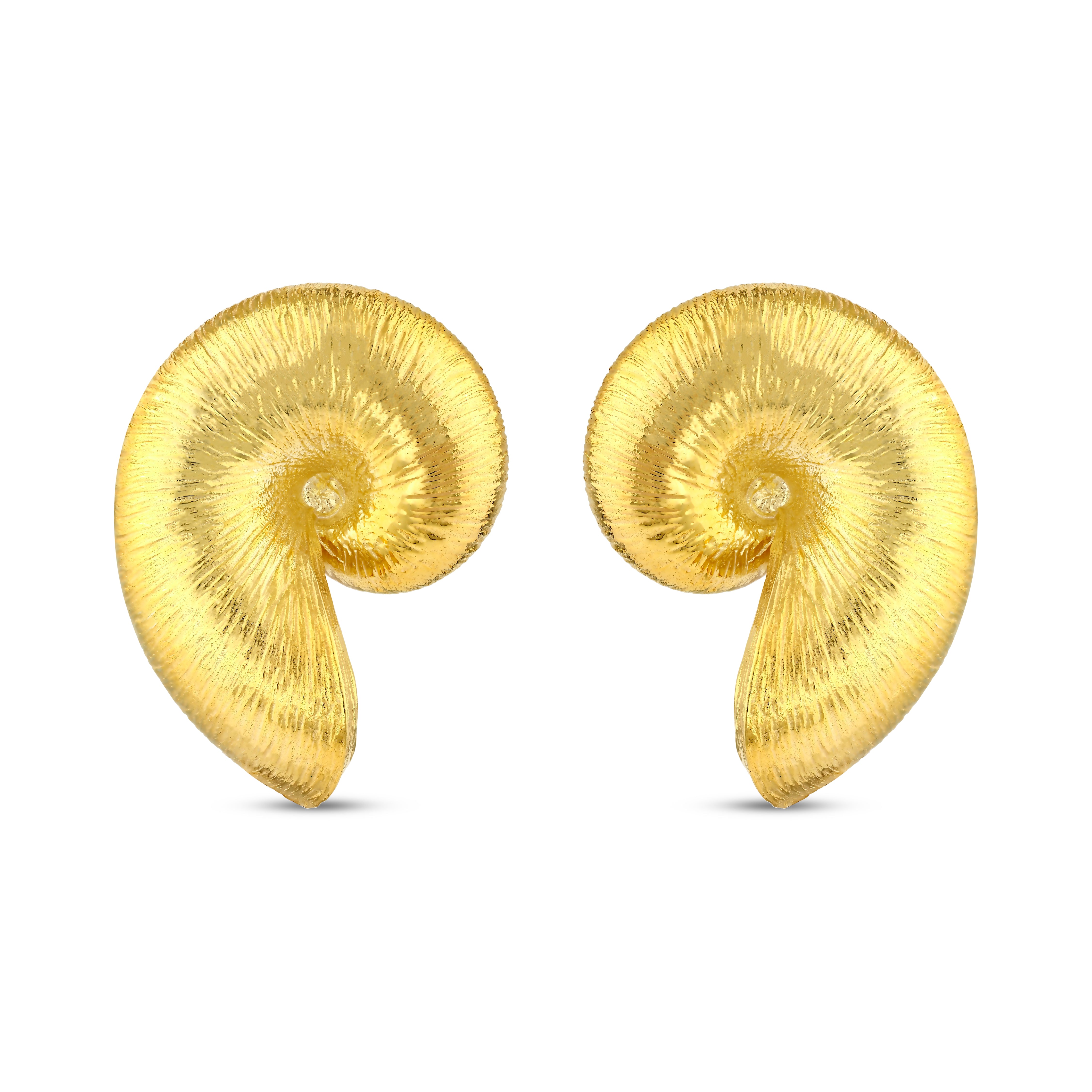 SHELL GOLD EARRINGS