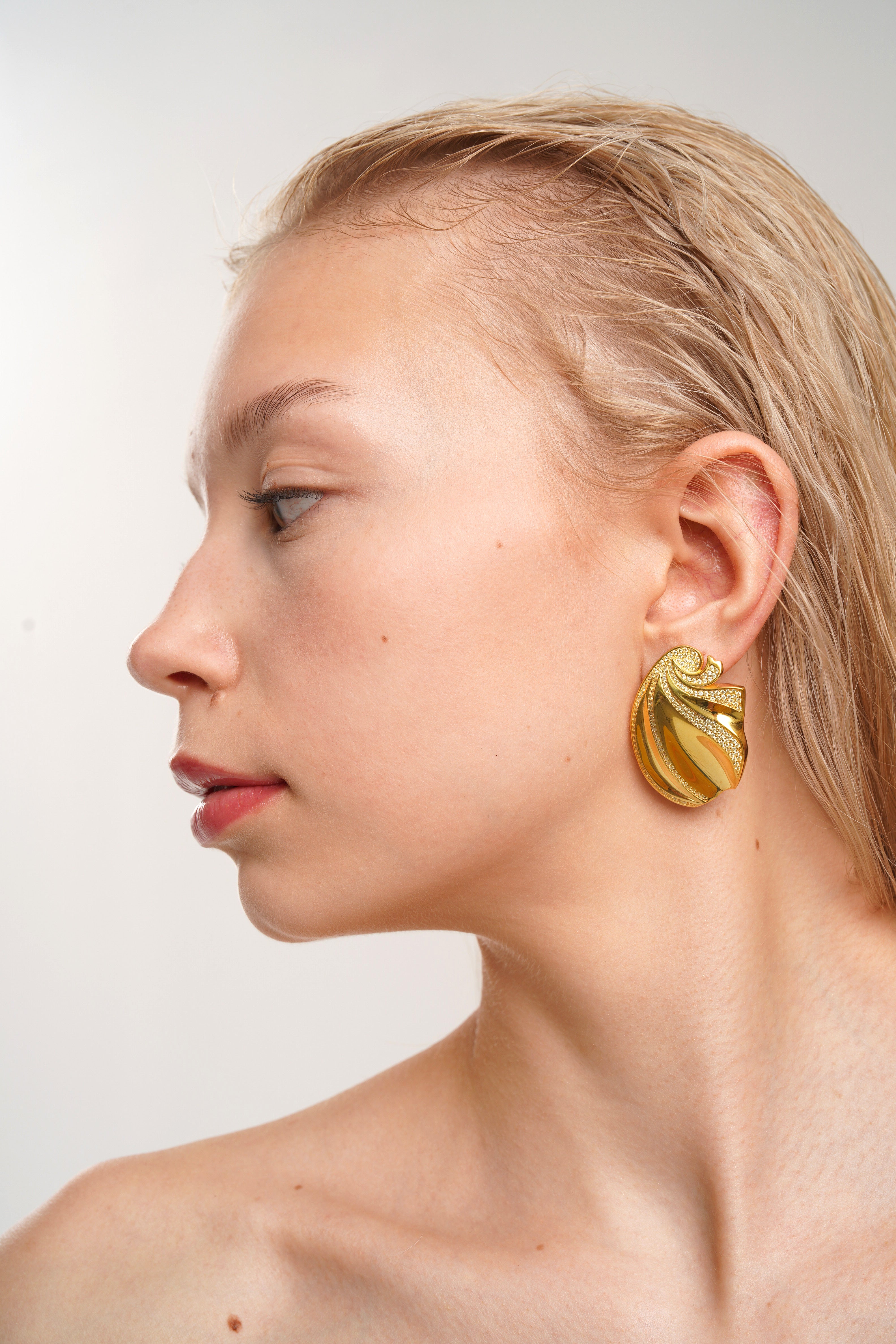 ESTIA CRYSTAL GOLD EARRINGS