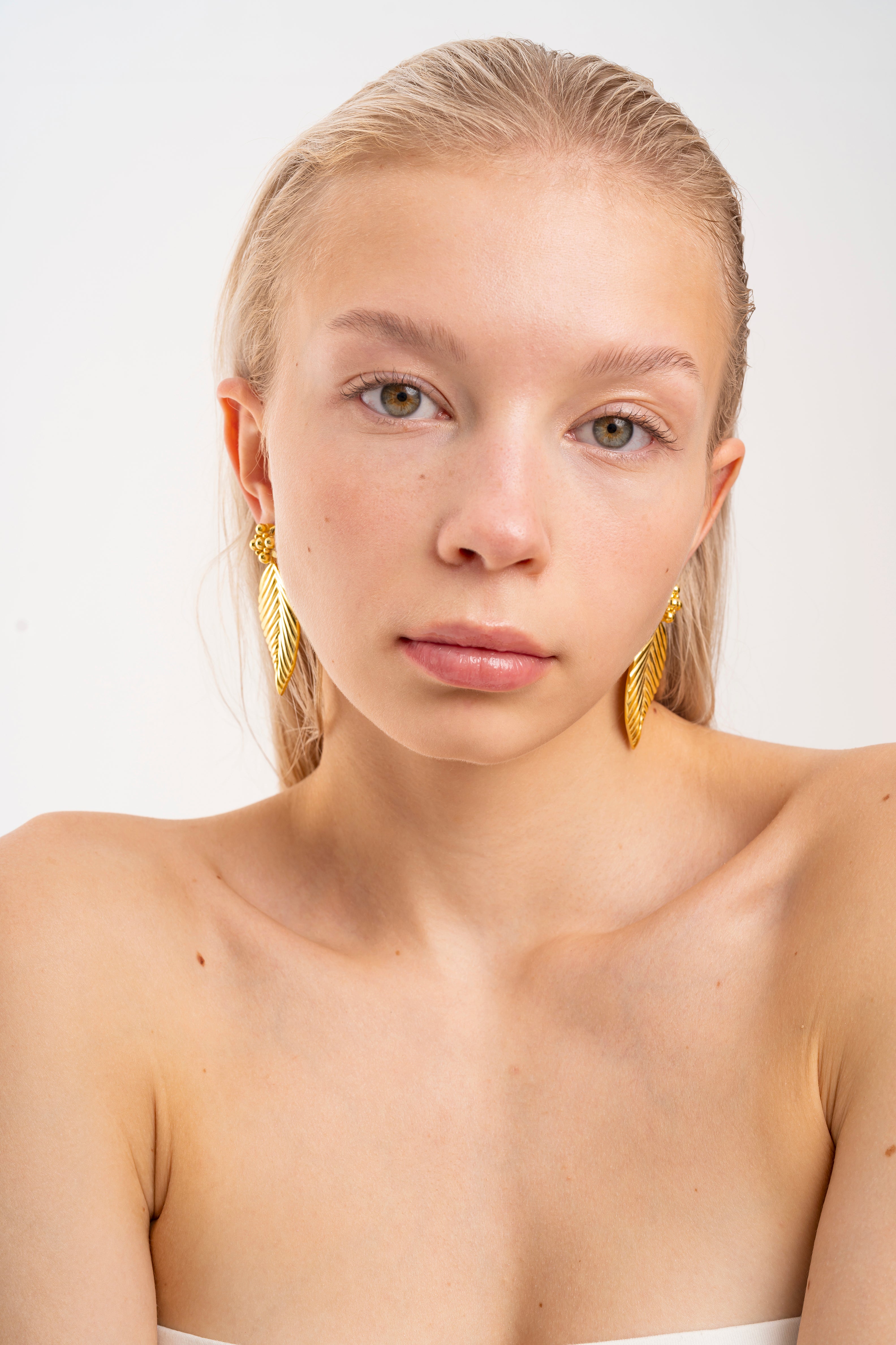 IVY LEAF GOLD EARRINGS