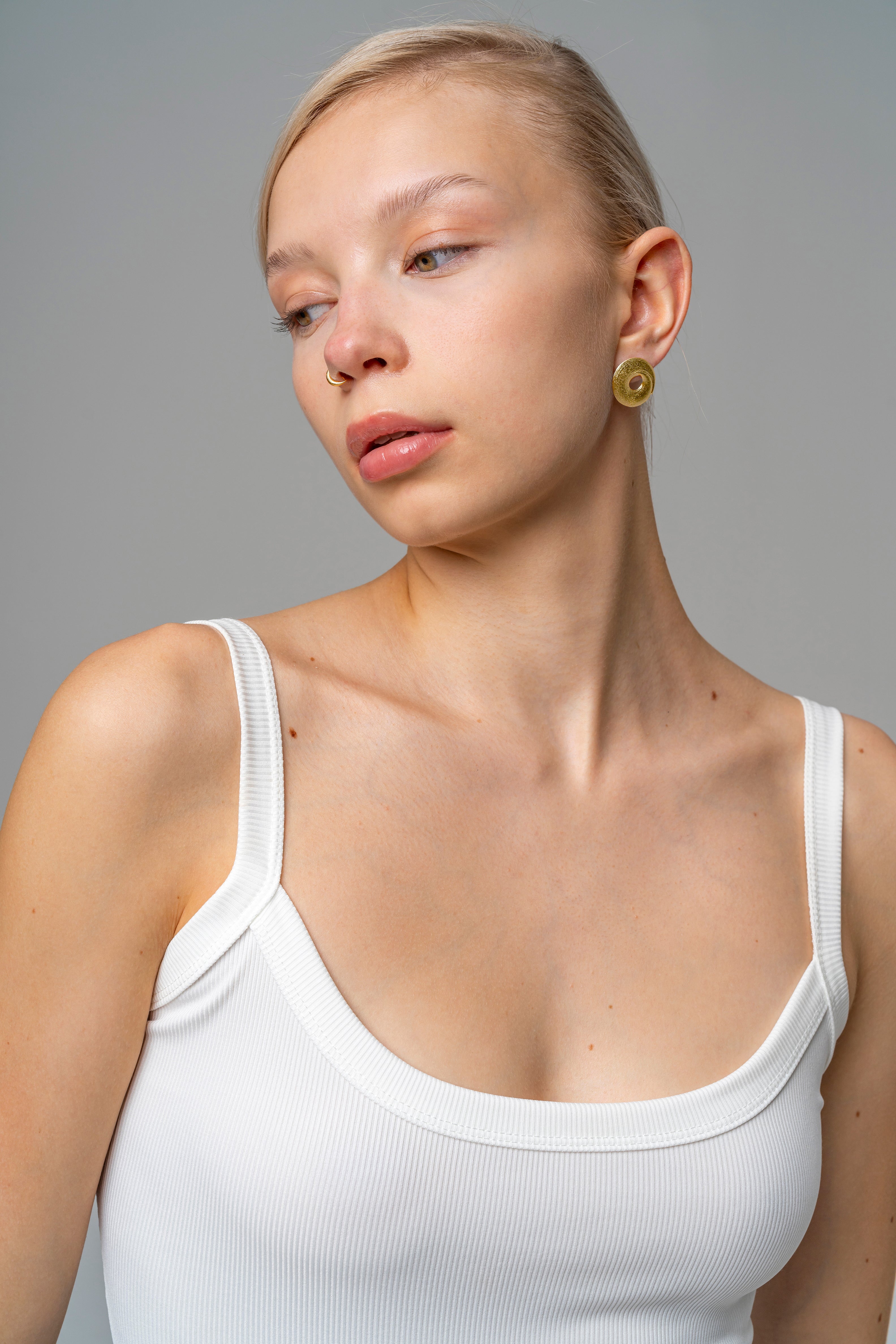 MOON GOLD CLIP-ON PIERCING