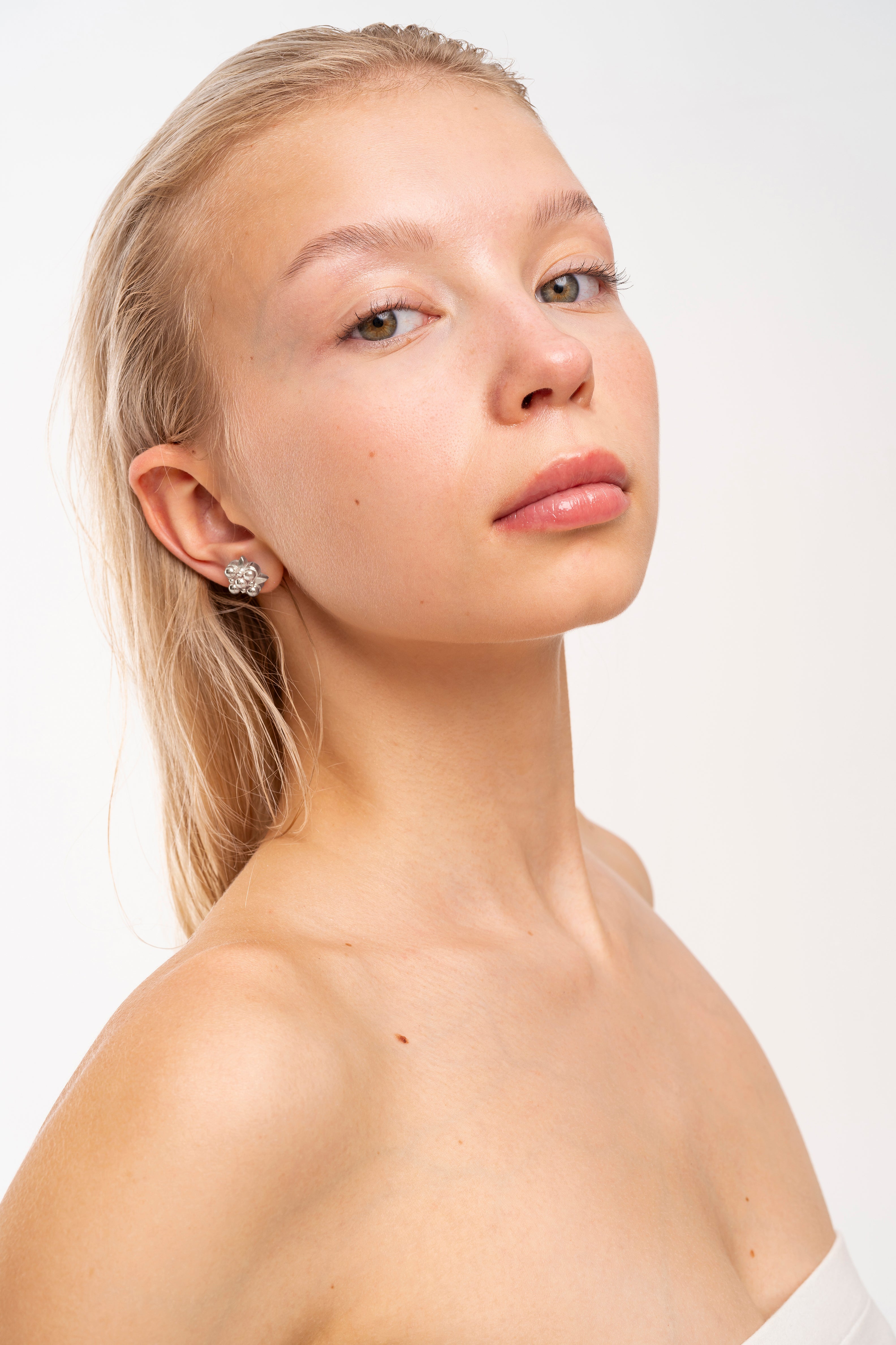 IVY MINI SILVER EARRINGS